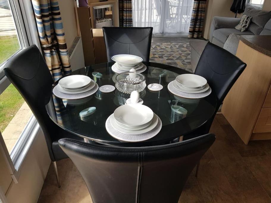 Home From Home Cosy Caravan Bembridge Eksteriør billede